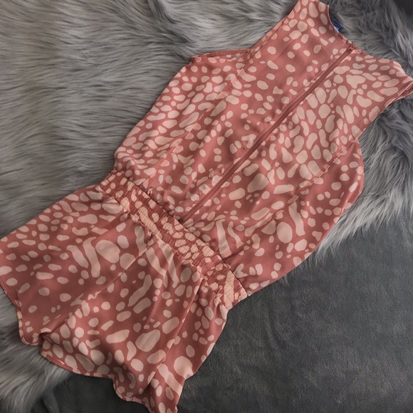 Adidas || Chiffon Animal Print Romper Size M - Picture 7 of 8